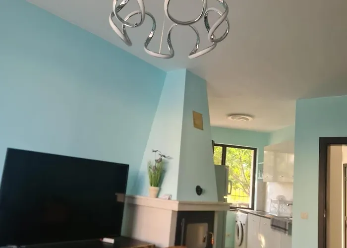 Dream In Imperial Heights *