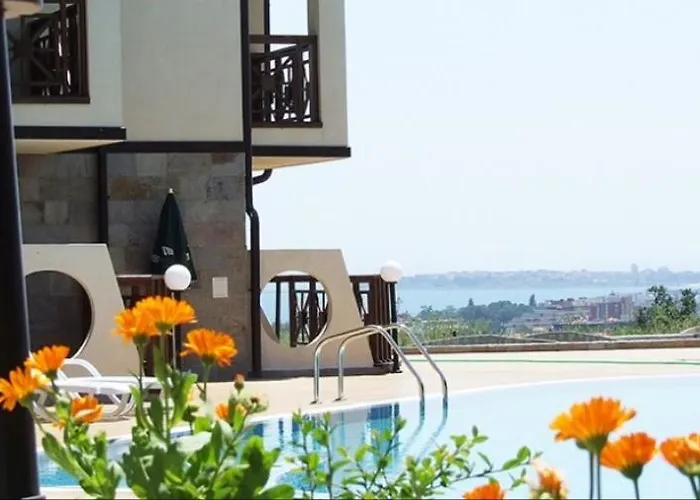 Dream In Imperial Heights *